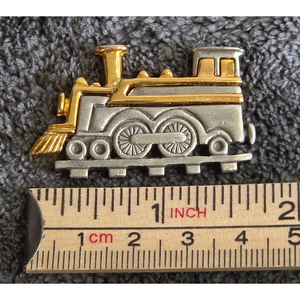 Vintage Two Tone Silver Gold Steam Engine Locomotive Train‎ Pin Brooch Novelty - Picture 5 of 6